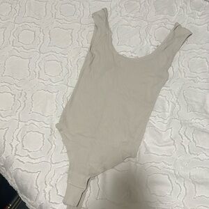Lululemon cream color bodysuit